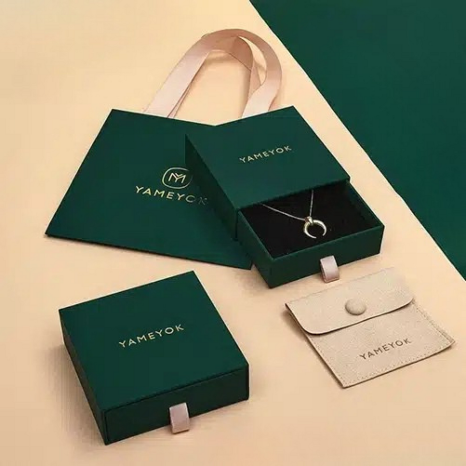 Expert Guide to Choosing the Right Cardboard Jewelry Packaging Boxes