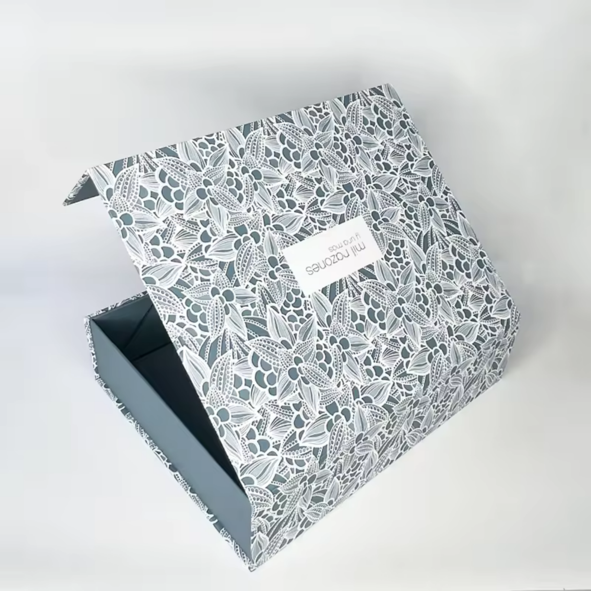 Custom Packaging Solutions: Elegant and Luxury Packaging for Small Businesses
