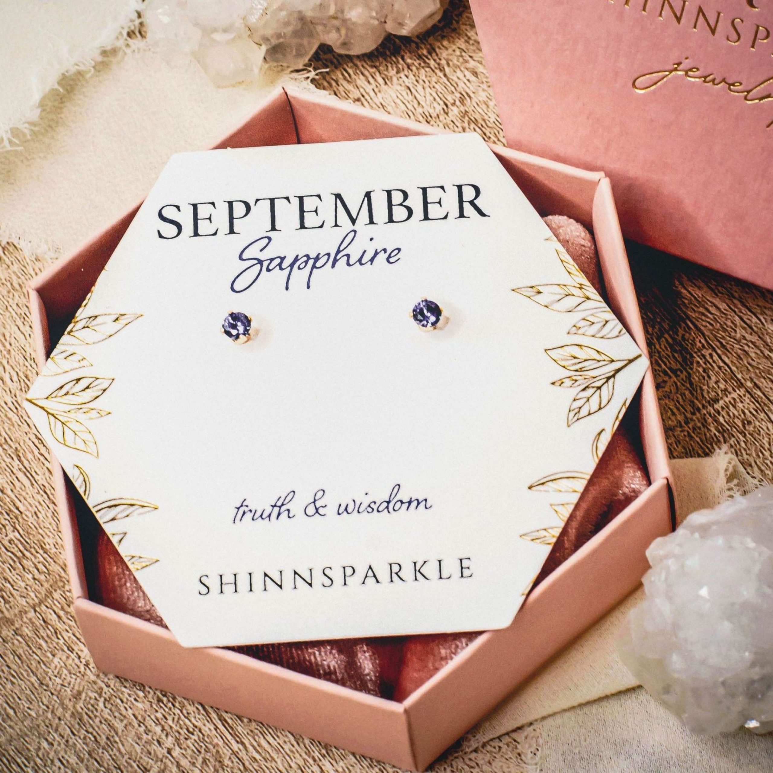 Custom Necklace Cards Packaging Boxes: Expert Insights